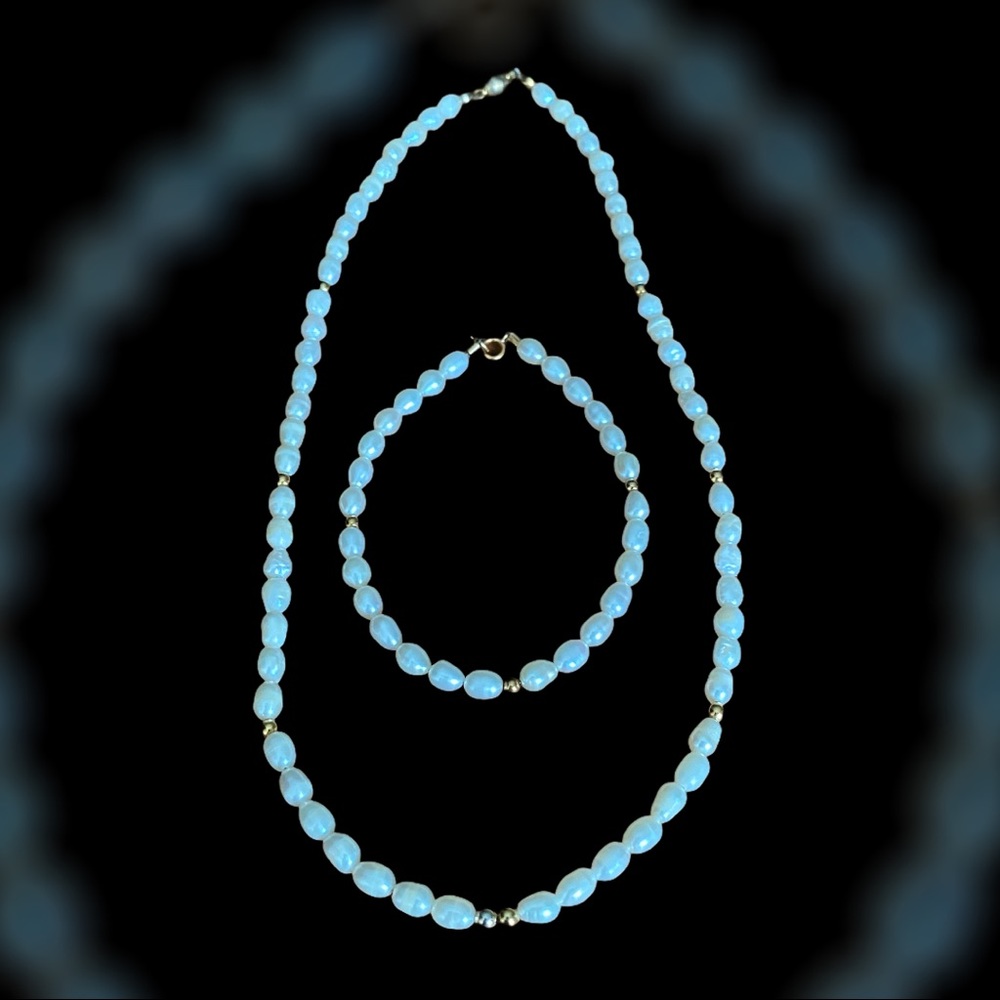 Fresh Water Pearl Necklace and Bracelet